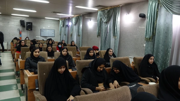 دانشجومعلمان باید با بصیرت و آگاهی در برابر هجمه های دشمن نقش آفرینی کنند
 8