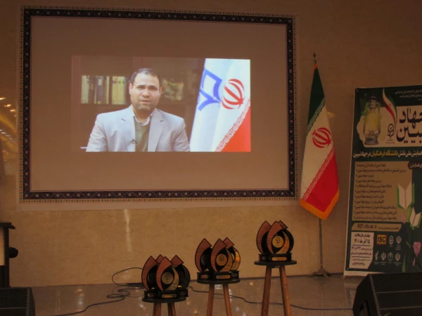 اولین همایش ملی نقش دانشگاه فرهنگیان در جهاد تببین
 3