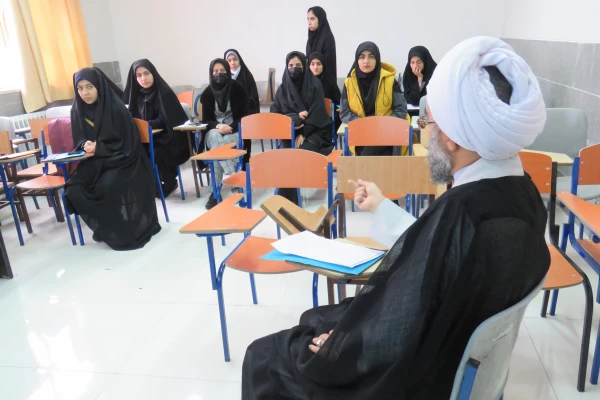 اولین همایش ملی نقش دانشگاه فرهنگیان در جهاد تببین
 6