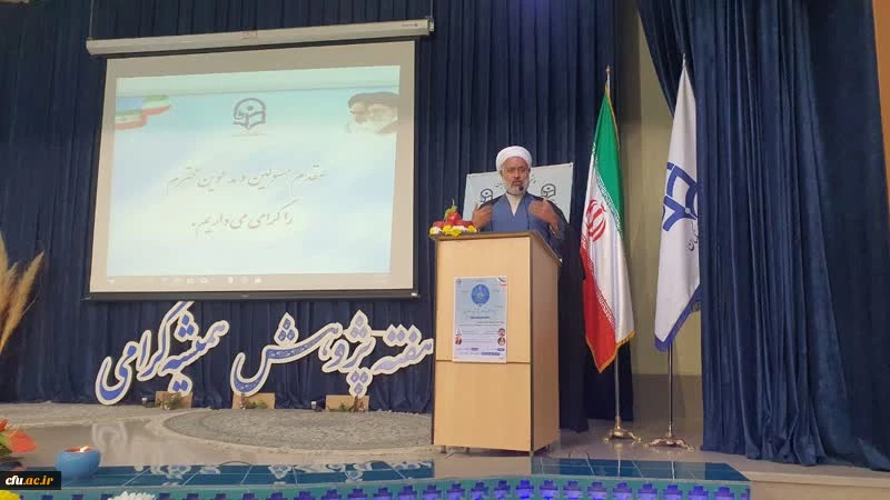 آیین بزرگداشت یازدهمین جشنواره پژوهش و فنآوری در دانشگاه فرهنگیان استان اصفهان 5