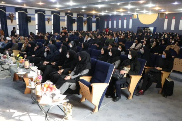 آیین بزرگداشت یازدهمین جشنواره پژوهش و فنآوری در دانشگاه فرهنگیان استان اصفهان 12