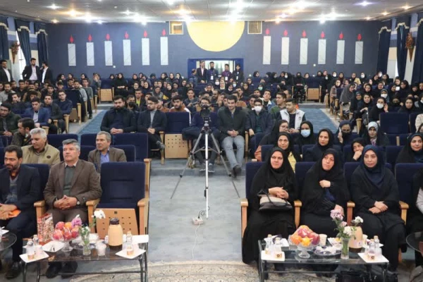 آیین بزرگداشت یازدهمین جشنواره پژوهش و فنآوری در دانشگاه فرهنگیان استان اصفهان 14