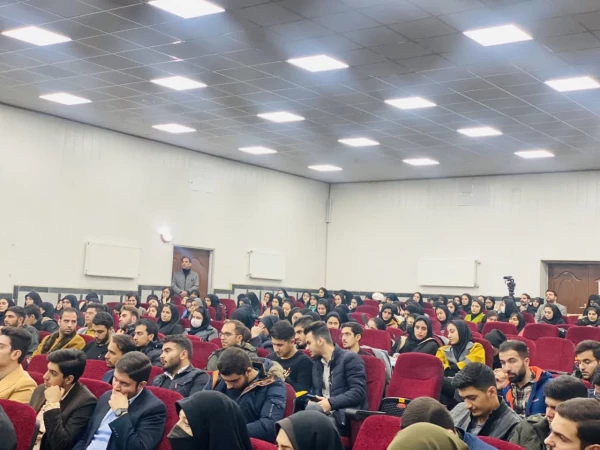 نشست تخصصی تأثیر وحدت حوزه و دانشگاه در حکمرانی مردمی 8