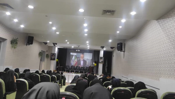 نشست هم اندیشی مدیران مدارس مجری کارورزی در پریس آیت الله کمالوند 4