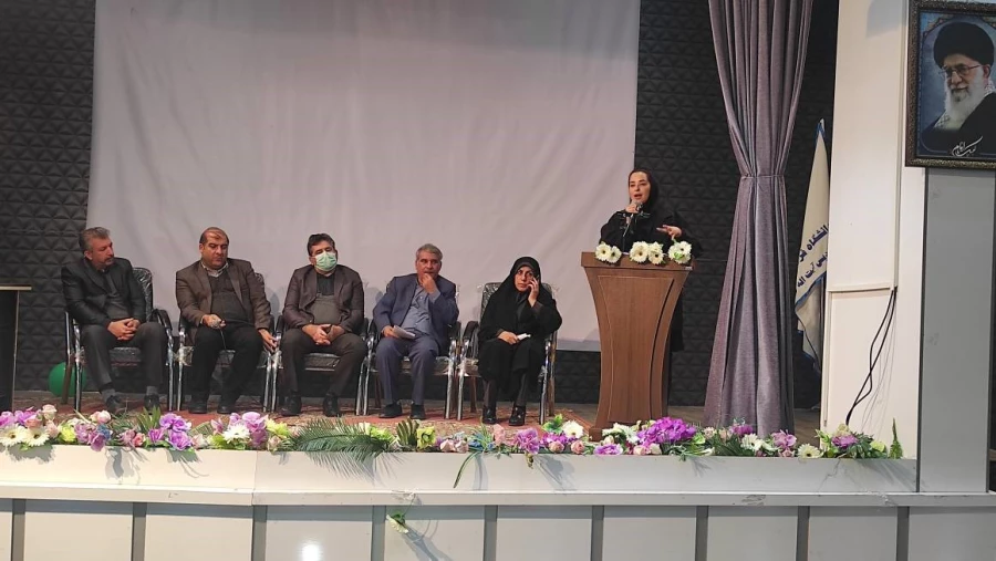 نشست هم اندیشی مدیران مدارس مجری کارورزی در پریس آیت الله کمالوند 6