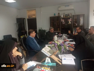 در دفتر معاونت نظارت، ارزیابی و تضمین کیفیت دانشگاه بررسی شد:

چگونگی تهیه و تدوین بسته های آموزشی مدیران