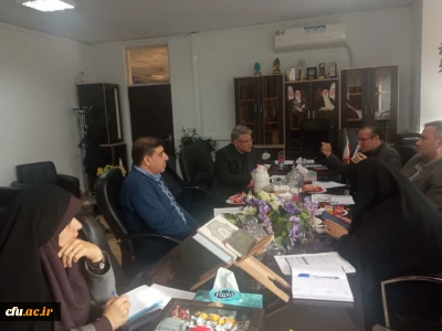 در دفتر معاونت نظارت، ارزیابی و تضمین کیفیت دانشگاه بررسی شد:

چگونگی تهیه و تدوین بسته های آموزشی مدیران