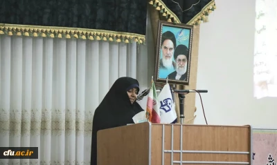 به میزبانی مرکز شهید مدنی(ره) برگزار شد:

آیین گرامیداشت هفته پژوهش و تجلیل از پژوهشگران برگزیده دانشگاه فرهنگیان استان قم
