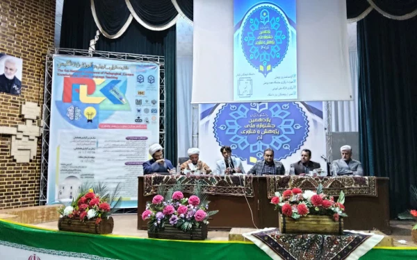 دکتر توان درمراسم گرامیداشت هفته پژوهش دردانشگاه فرهنگیان کرمان :
پویایی جامعه درتوجه و اهمیت دادن به امر پژوهش وتحقیقات دارد 2