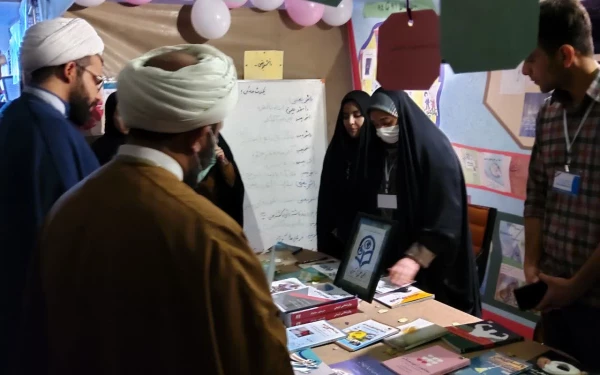 دکتر توان درمراسم گرامیداشت هفته پژوهش دردانشگاه فرهنگیان کرمان :
پویایی جامعه درتوجه و اهمیت دادن به امر پژوهش وتحقیقات دارد 2