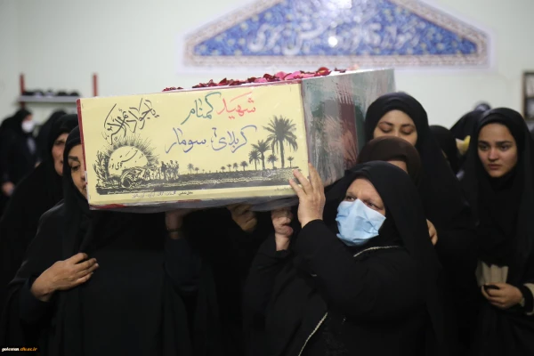 استقبال پرشور دانشجو معلمان پردیس امام خمینی (ره) گرگان از پیکر پاک ۲ شهید گمنام 4