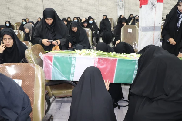 وداع وتشییع پیکر مطهر شهیدان خوش نام  هشت سال دفاع مقدس در پردیس دکتر شریعتی ساری ومرکز بیت الهدی آمل  5