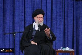 logoالامام الخامنئي: رسالة التربية والتعليم والمعلمين كبيرة وعظيمة جدًا
