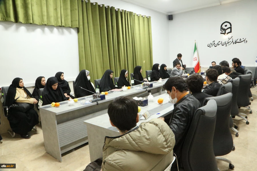 وظیفه خطیر دانشجومعلمان در تبیین چالش های اقتصادی و ایجاد فضای گفتمان سازی 2