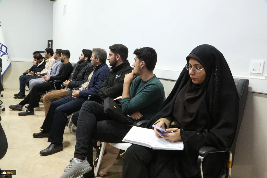 وظیفه خطیر دانشجومعلمان در تبیین چالش های اقتصادی و ایجاد فضای گفتمان سازی 6