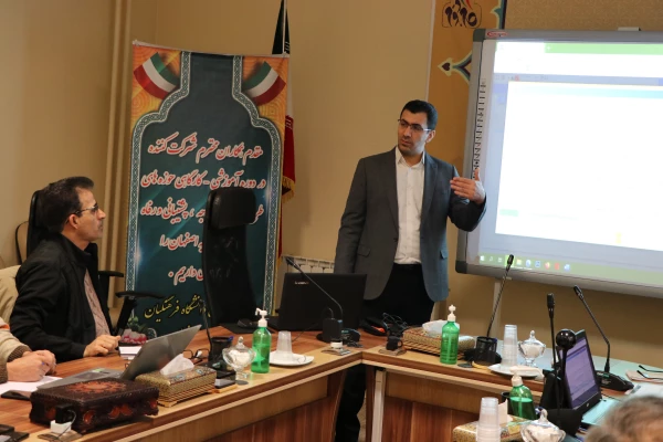 دوره توانمندسازی کارکنان حوزه  امور مالی ،طرح و برنامه و بودجه و پشتیبانی و رفاه کارکنان  در اصفهان 12