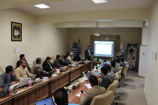 دوره توانمندسازی کارکنان حوزه  امور مالی ،طرح و برنامه و بودجه و پشتیبانی و رفاه کارکنان  در اصفهان 13