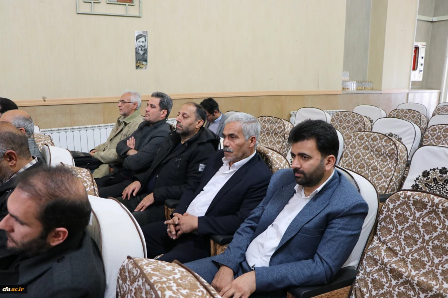  بررسی چالش های کارپردازی در دوره  کارکنان امور مالی دانشگاه در اصفهان 10