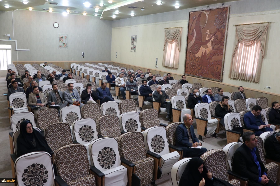  بررسی چالش های کارپردازی در دوره  کارکنان امور مالی دانشگاه در اصفهان 11