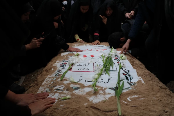 تشییع و تدفین پیکر مطهر شهید گمنام 19