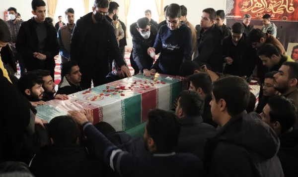 مراسم وداع با شهید گمنام در مرکز مدنی(ره) قم
 6