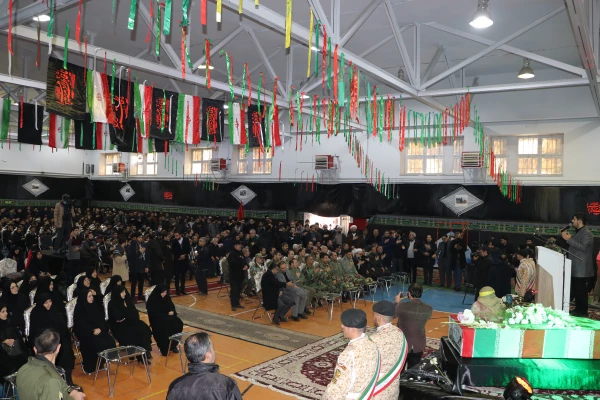 تدفین شهید گمنام هشت سال دفاع مقدس دردانشگاه فرهنگیان استان آذربایجان شرقی 2