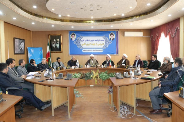  نشست توانمندی سازی استادان طرح تدریس با جهت گبری الهی در دانشگاه فرهنگیان استان آذربایجان شرقی 4