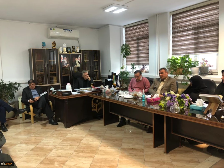 جلسه کارگروه متشکل از حوزه های حقوقی، هوشمندسازی، حراست و معاونت های طرح و برنامه و توسعه منابع و  دانشجویی در دفتر معاونت نظارت، ارزیابی و تضمین کیفیت برگزار شد. 2