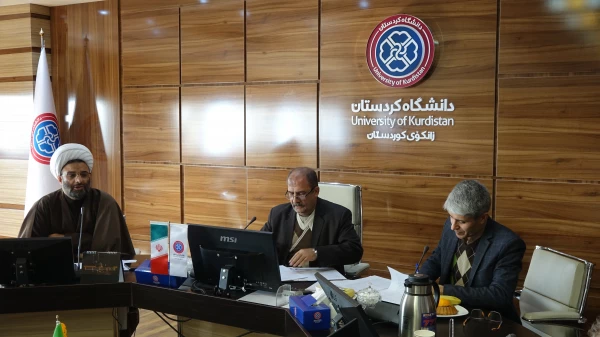 امضای تفاهم نامه همکاری دانشگاه کردستان و دانشگاه فرهنگیان استان
 4