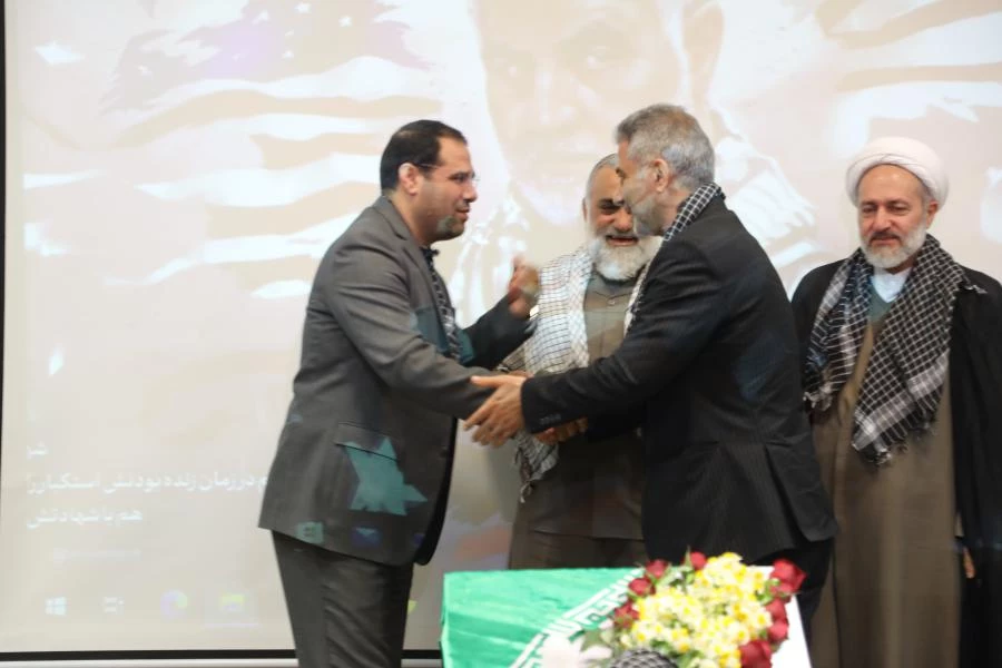 مراسم سومین سالگرد شهادت سپهبد حاج قاسم سلیمانی با حضور سردار محمد رضا نقدی  33