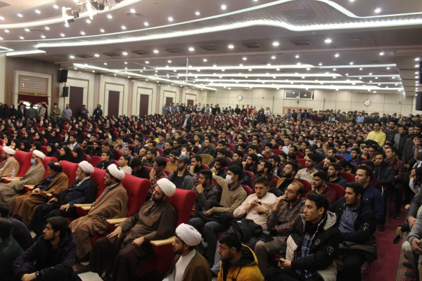 سخنرانی استاد قرائتی پیرامون مهارت های معلمی 4