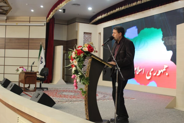 سخنرانی استاد قرائتی پیرامون مهارت های معلمی 5