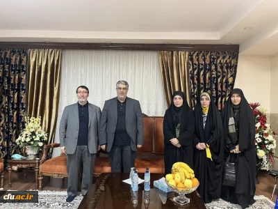 افتخاری که در سالگرد سردار دلها در کرمان نصیب دانشجو معلمان دانشگاه فرهنگیان آذربایجان غربی شد:

دیدار با خانواده شهید والامقام حاج قاسم سلیمانی