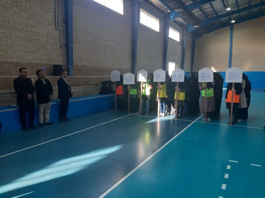 افتتاحیه اولین دوره مسابقات لیگ والیبال
 3