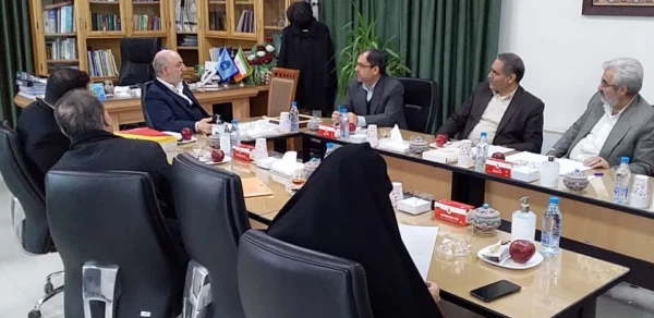 توسعه همه جانبه دانشگاه فرهنگیان منجر به رشد جامعه در تمام ابعاد خواهد شد
 3