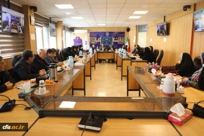 مدیر کل امور دانشجویان داخل، سازمان امور دانشجویان در نشست شورای انضباطی دانشگاه فرهنگیان:

دانشگاه فرهنگیان پیشرو در بحث آموزش قوانین و آیین نامه های شورای بررسی موارد خاص و شورای انضباطی 