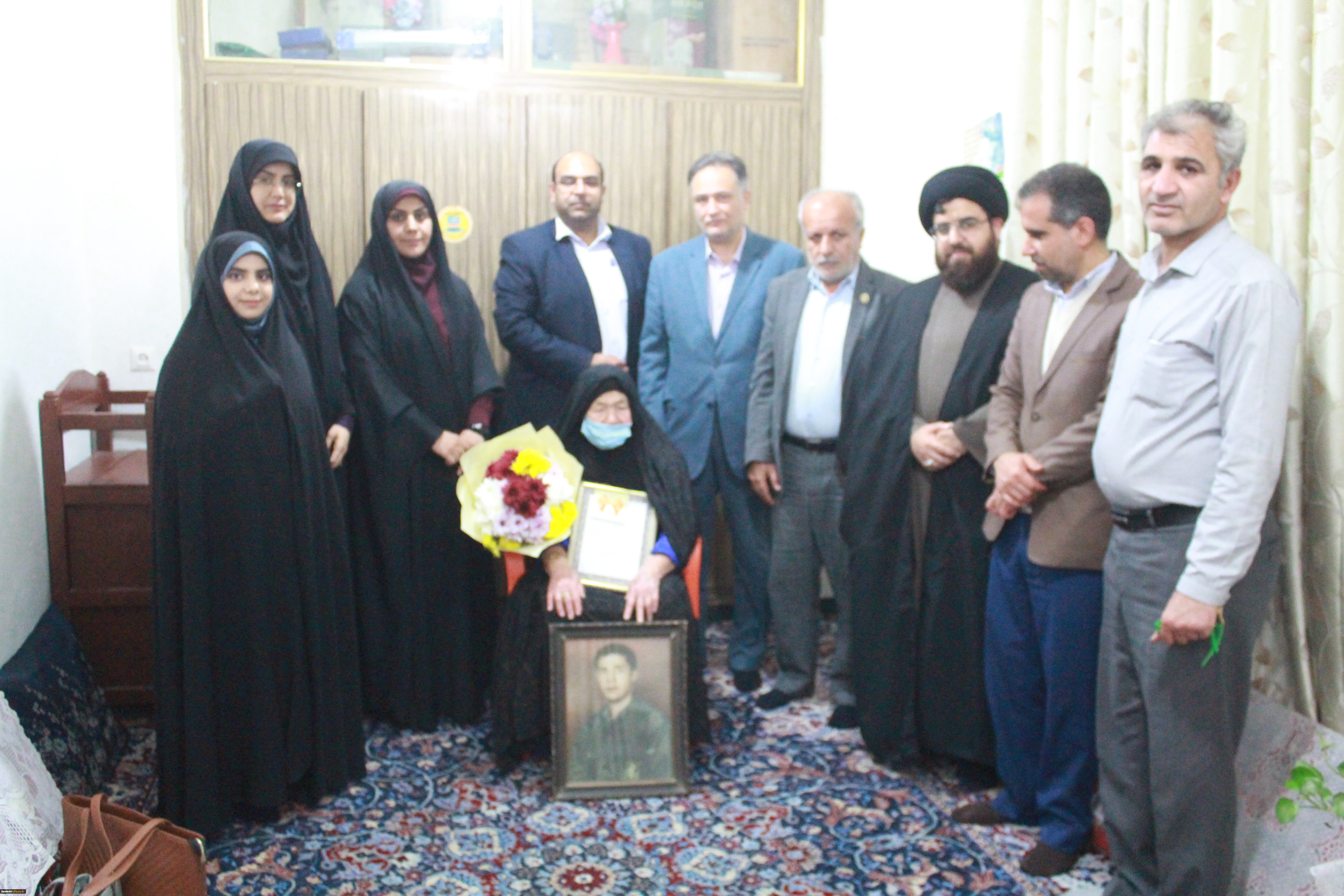 دیدار مسئولان دانشگاه فرهنگیان استان بوشهر با خانواده شهید فشنگ ساز 