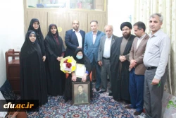 دیدار مسئولان دانشگاه فرهنگیان استان بوشهر با خانواده شهید فشنگ ساز  2