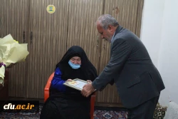 دیدار مسئولان دانشگاه فرهنگیان استان بوشهر با خانواده شهید فشنگ ساز  6