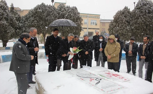 نخبگان در دانشگاه فرهنگیان گردهم بیایند تا دستیابی به افق ترسیم شده برای این دانشگاه محقق شود
 5