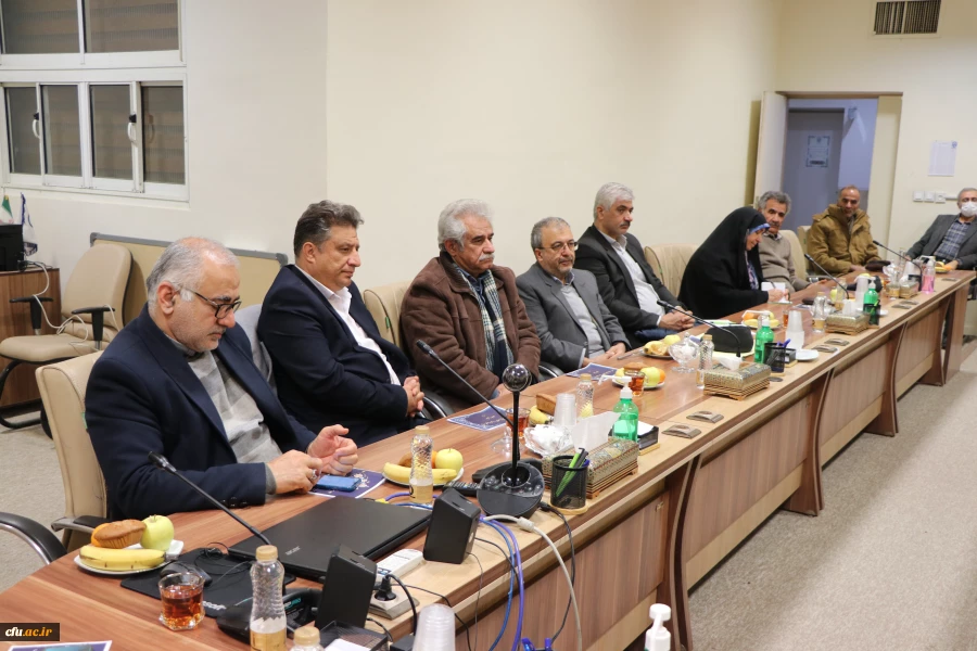 تشکیل جلسه   بنیاد خیرین حامی دانشگاه فرهنگیان استان اصفهان 7