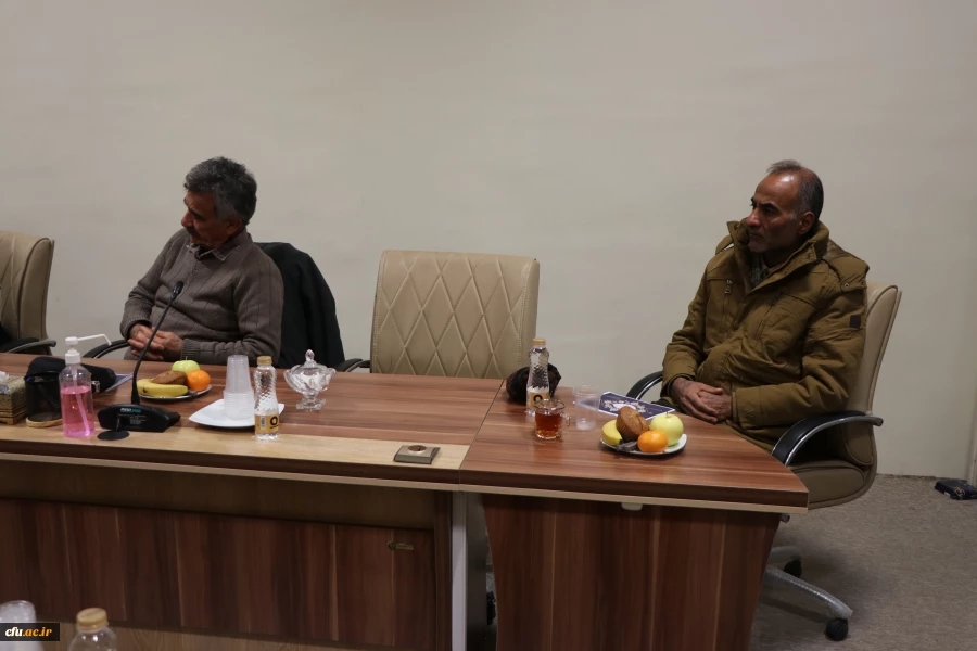 تشکیل جلسه   بنیاد خیرین حامی دانشگاه فرهنگیان استان اصفهان 10