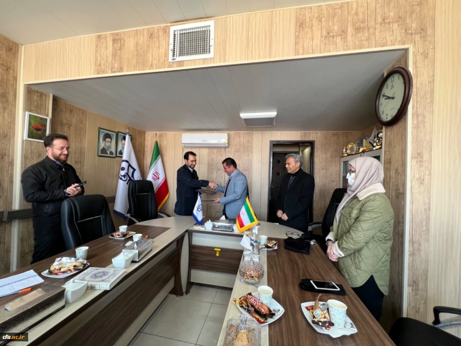 تفاهم نامه مشترک بین دانشگاه فرهنگیان و حوزه هنری به امضا رسید 15