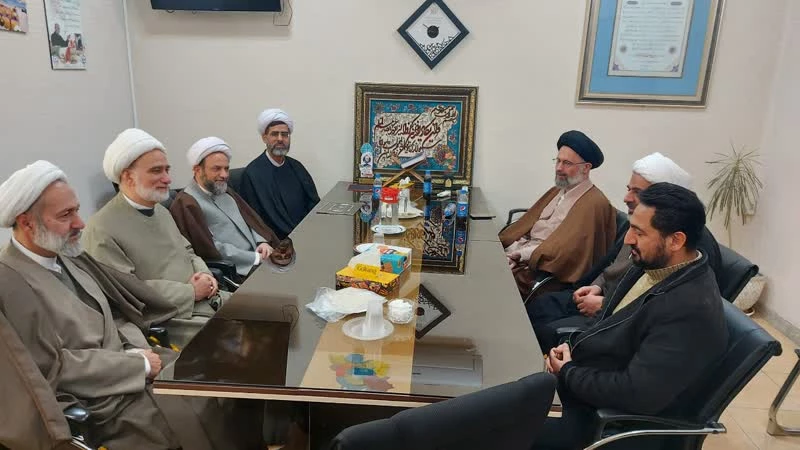 دیدار با روحانیت