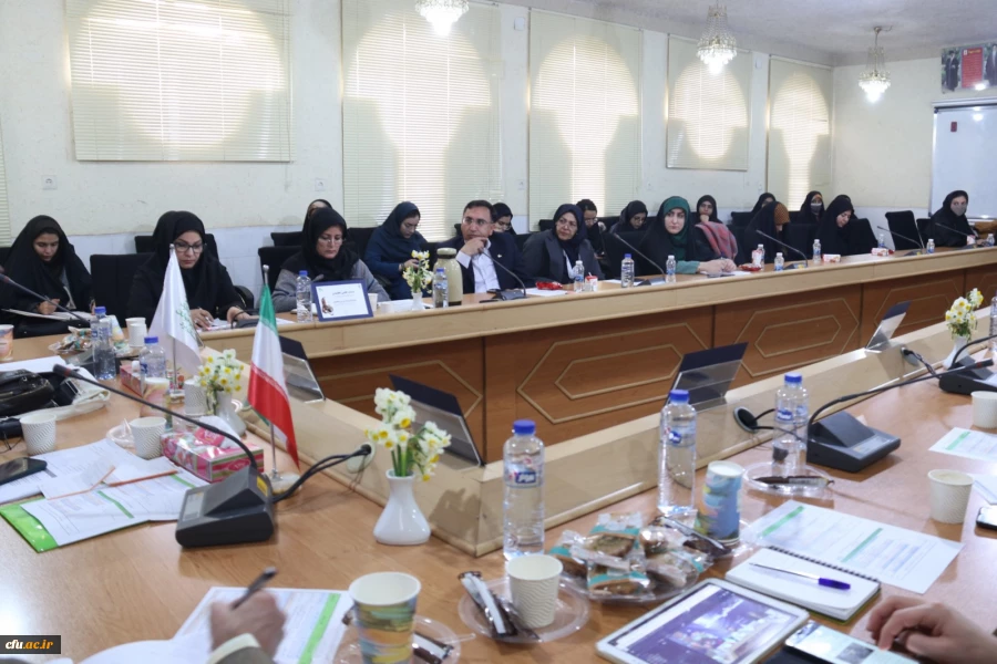 نشست های علمی تخصصی بیست و چهارمین جشنواره بین المللی قصه گویی
 2