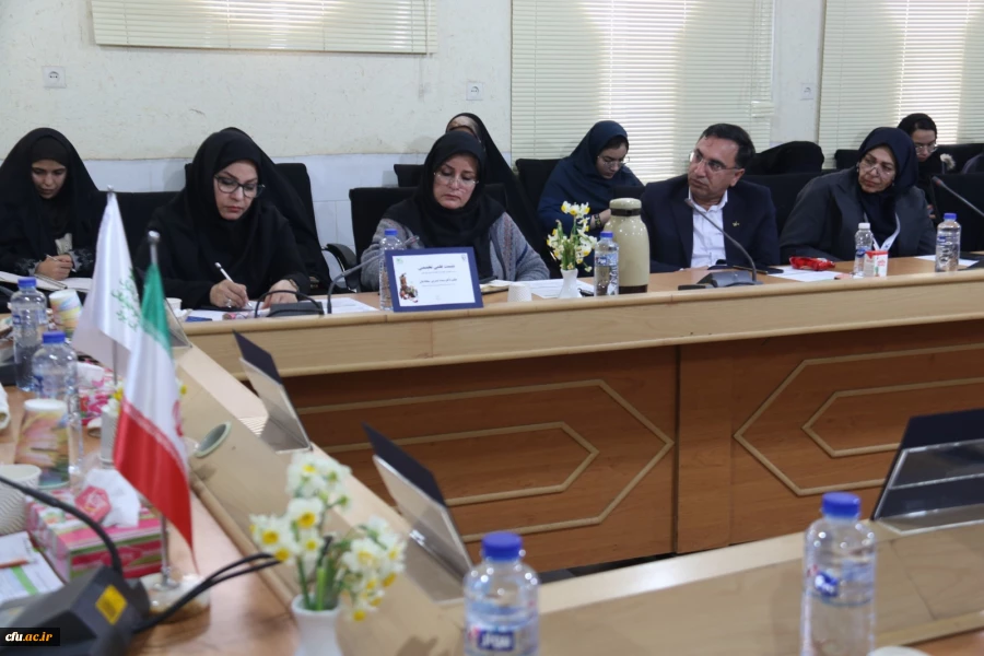 نشست های علمی تخصصی بیست و چهارمین جشنواره بین المللی قصه گویی
 4