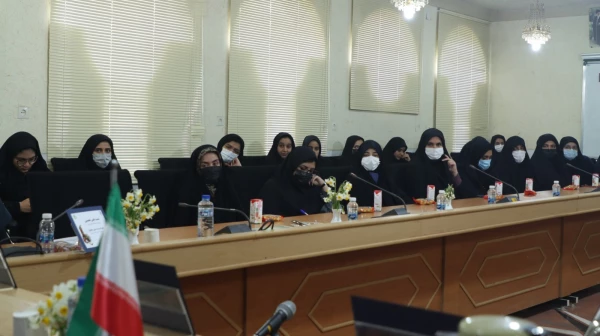 نشست های علمی تخصصی بیست و چهارمین جشنواره بین المللی قصه گویی
 7