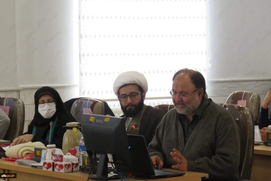 دومین دوره ضیافت اندیشه ویژه اعضای هیات علمی
 6