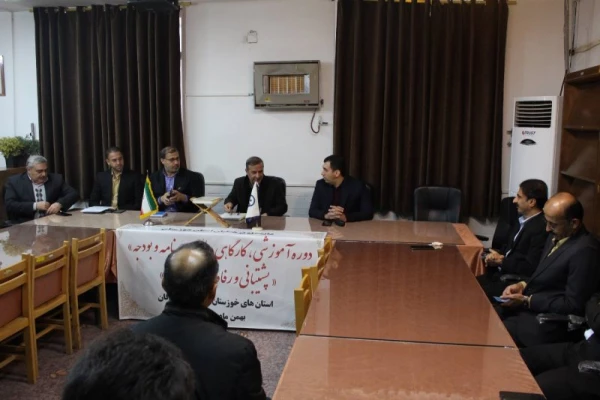 شروع برگزاری دوره آموزشی، کارگاهی (طرح و برنامه و بودجه)، (پشتیانی و رفاه)و (امور مالی) در پردیس دخترانه حضرت فاطمه زهرا(س) 2