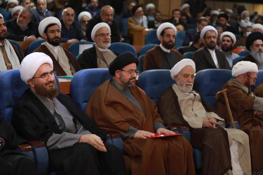  بیست و نهمین اجلاس سراسری نماز 3